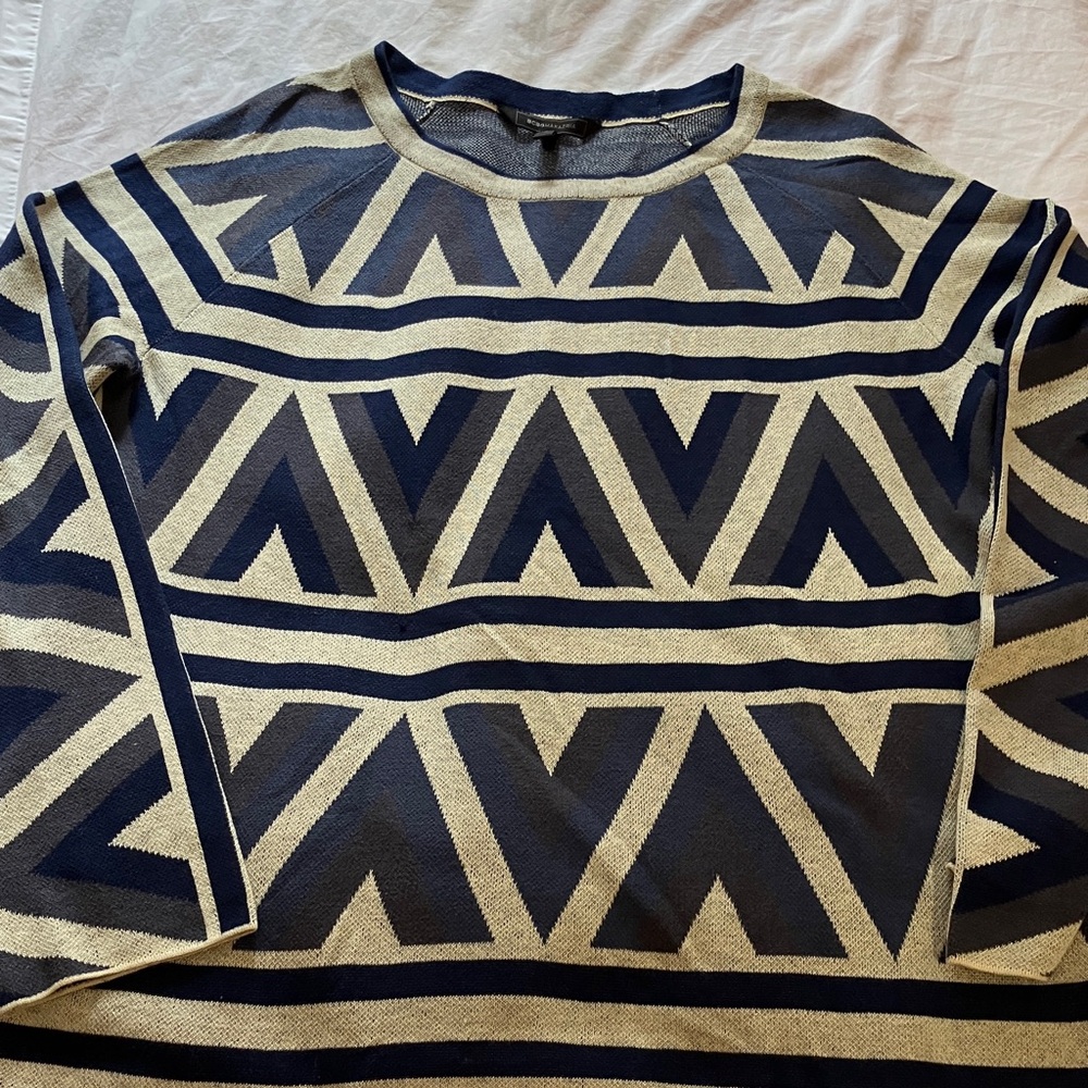 Geometric Pattern Crewneck Sweater - Navy and Beige